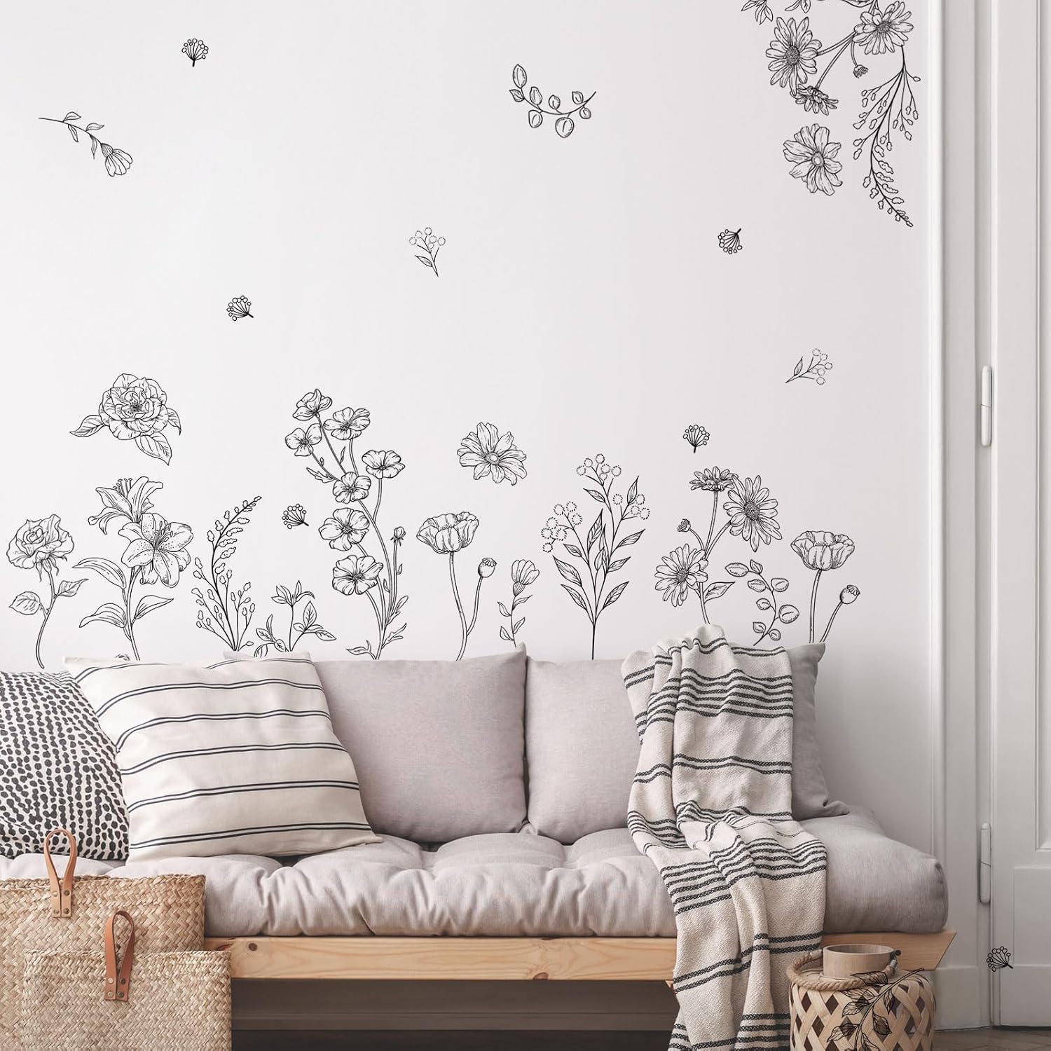 Retro Sketch Wildflower Wall Stickers, 15 Sheets Garden Floral Wall Decals DIY Peel and Stick Wall Decal Self Adhesive Wall Art Decor for Bedroom Office Sofa TV Backdrop